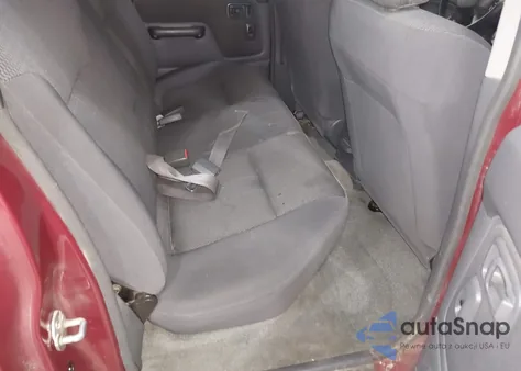 2004 Nissan Frontier Xe-V6 z USA, uszkodzony, nr VIN 1N6ED27Y54C449371